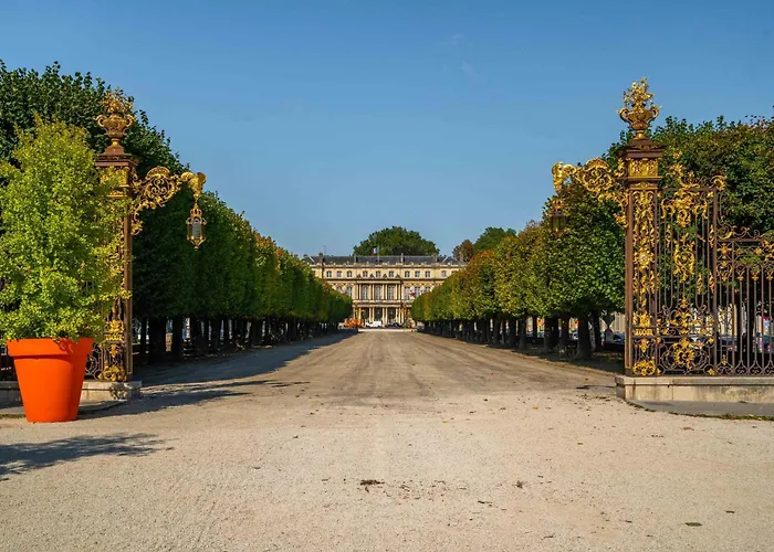 Le Superbe Des Dominicains Нанси